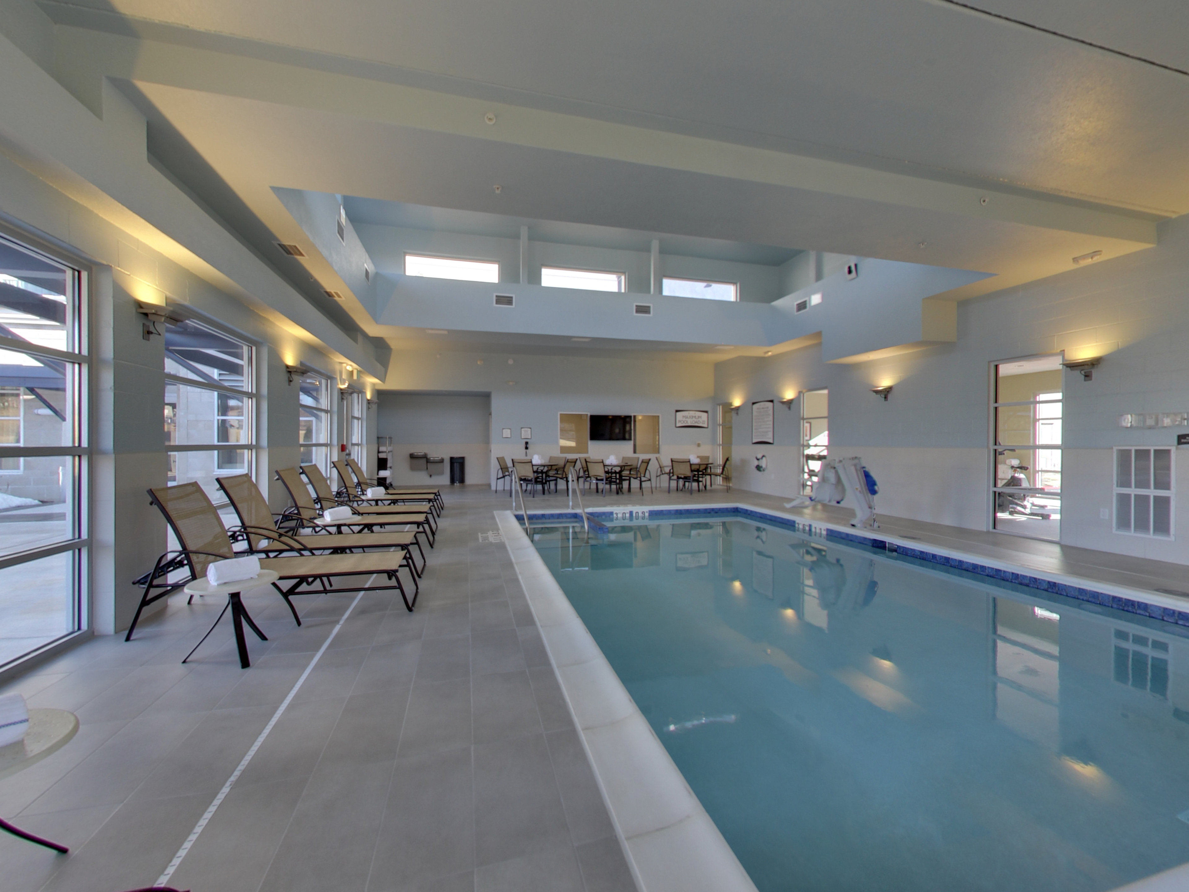 STAYBRIDGE SUITES MADISON FITCHBURG 23/71