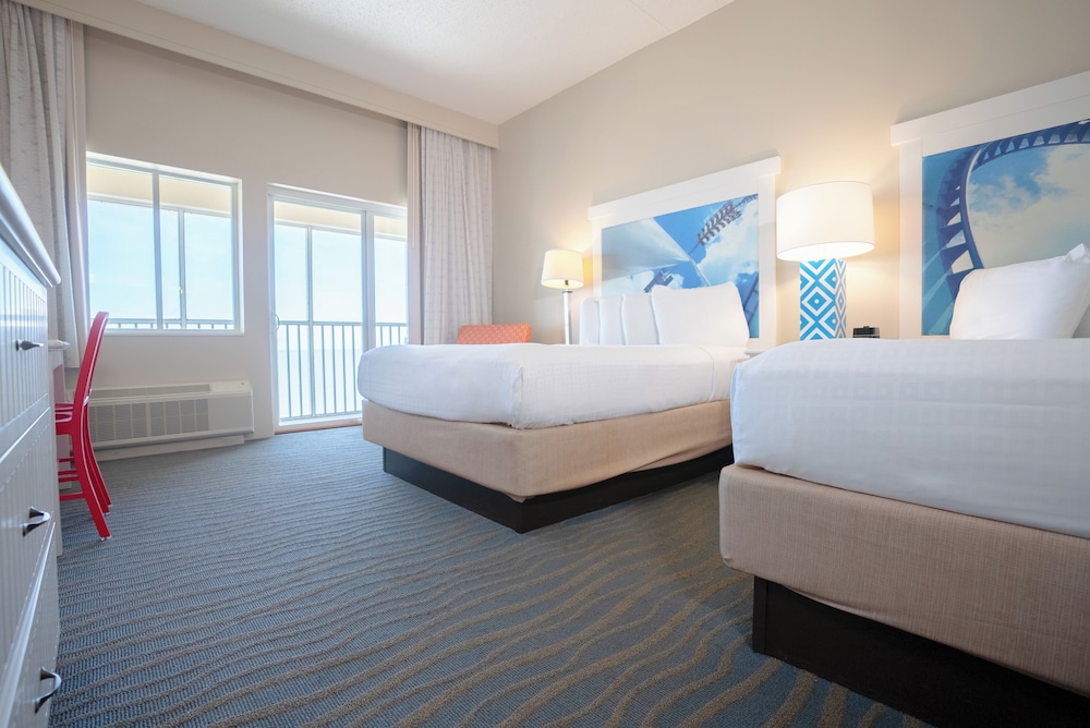 Cedar Point Apos S Hotel Breakers 24/64