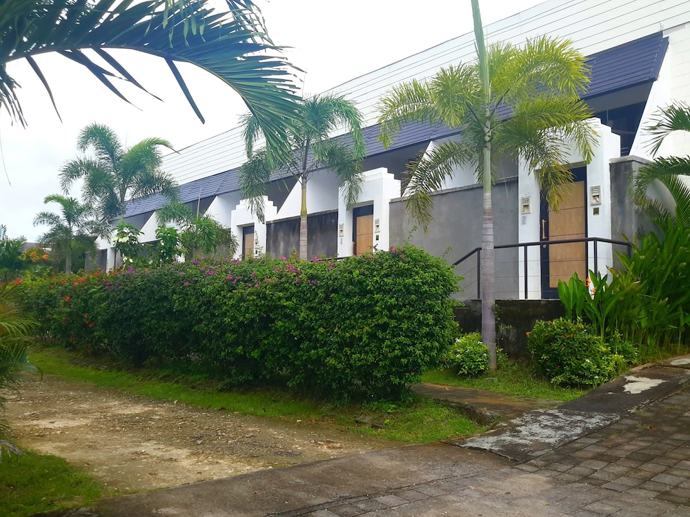 Noah Villa and Chapel 57/63
