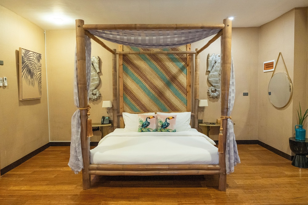 CLUB SERENA RESORT 22/64