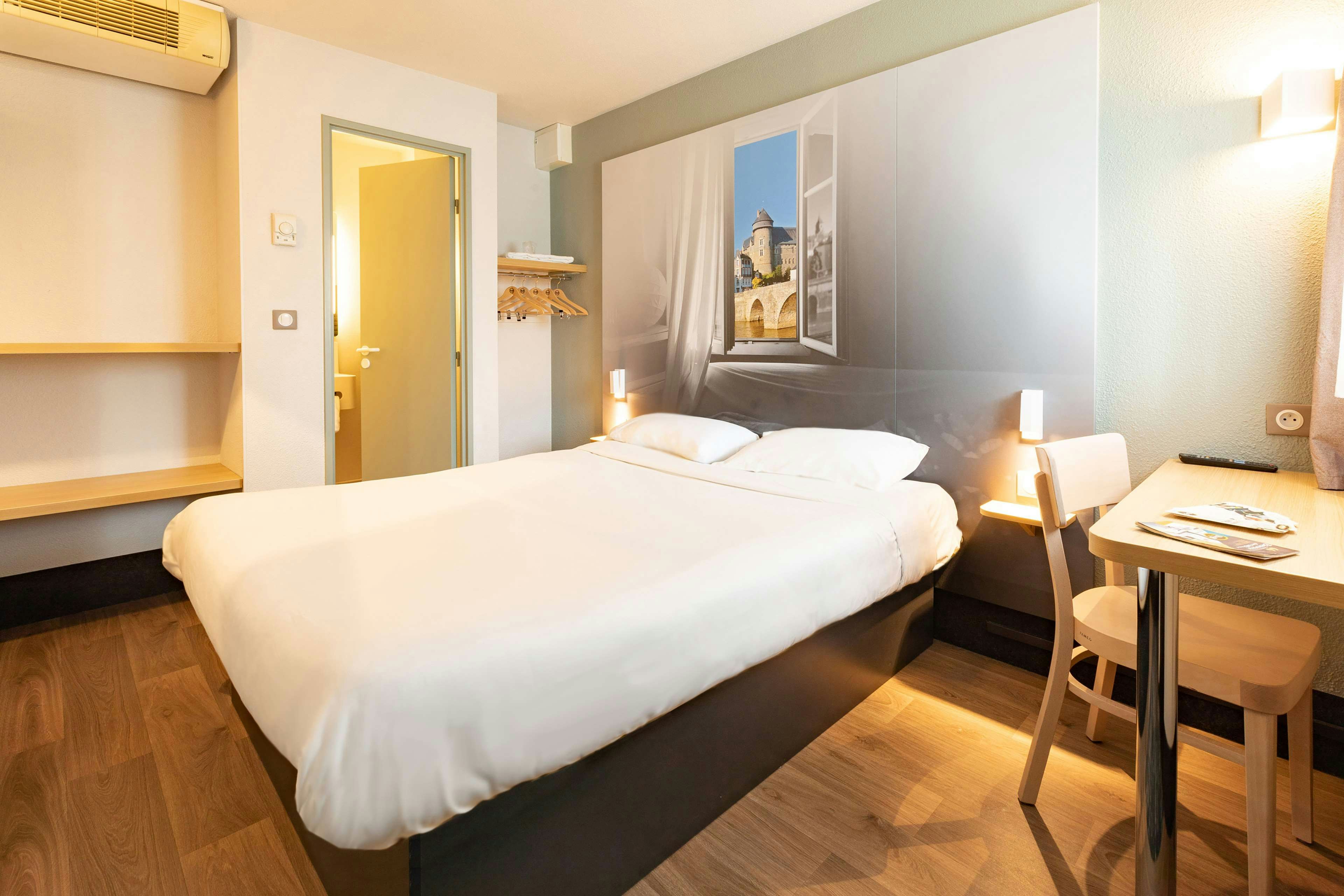 B&B Hotel Laval Change 15/30