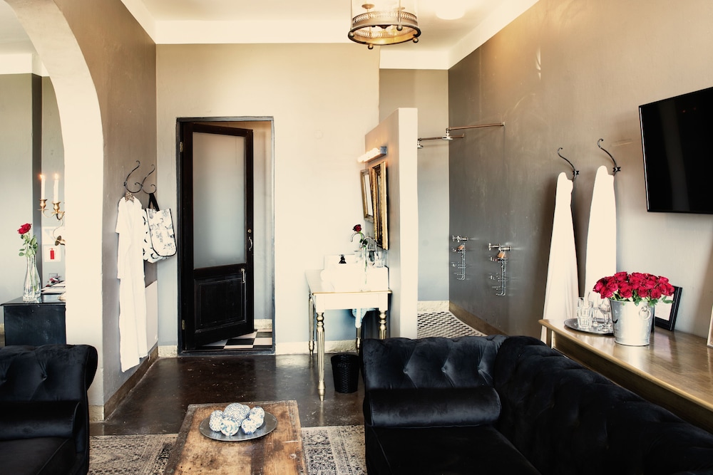 Grand Cafe & Rooms 24/33