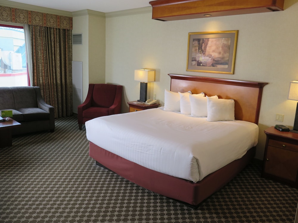 Harrah's Joliet - A Caesars Rewards Destination 27/70