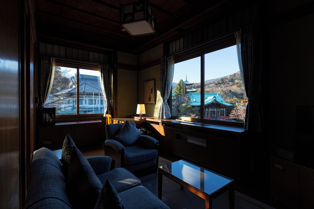 Fujiya Hotel 55/73
