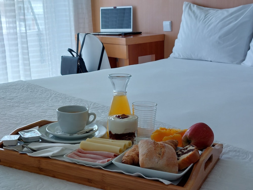 HOTEL SANTIAGO 41/54