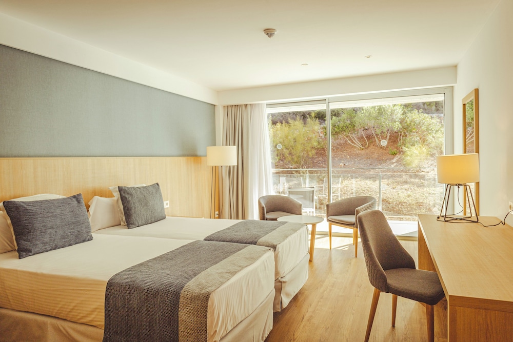 STANDARD, DOUBLE BED, BALCONY