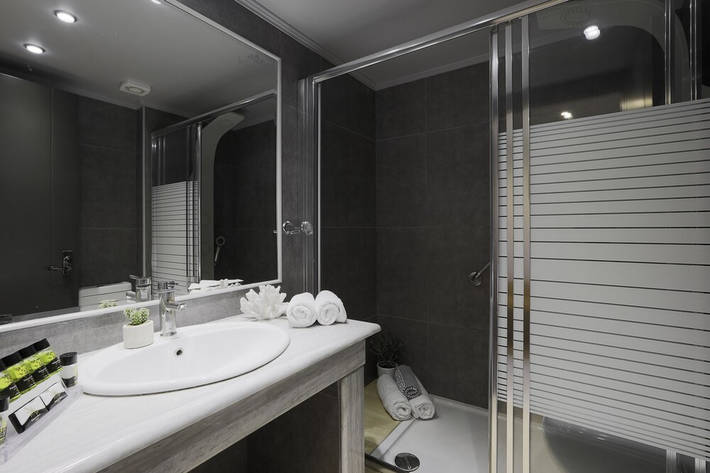 La Piscine Art Hotel, Philian Hotels and Resorts - Adults Only 17/70
