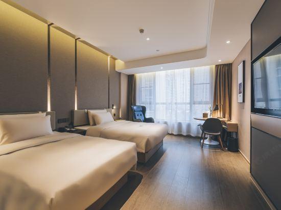 Jimu, Twin Beds