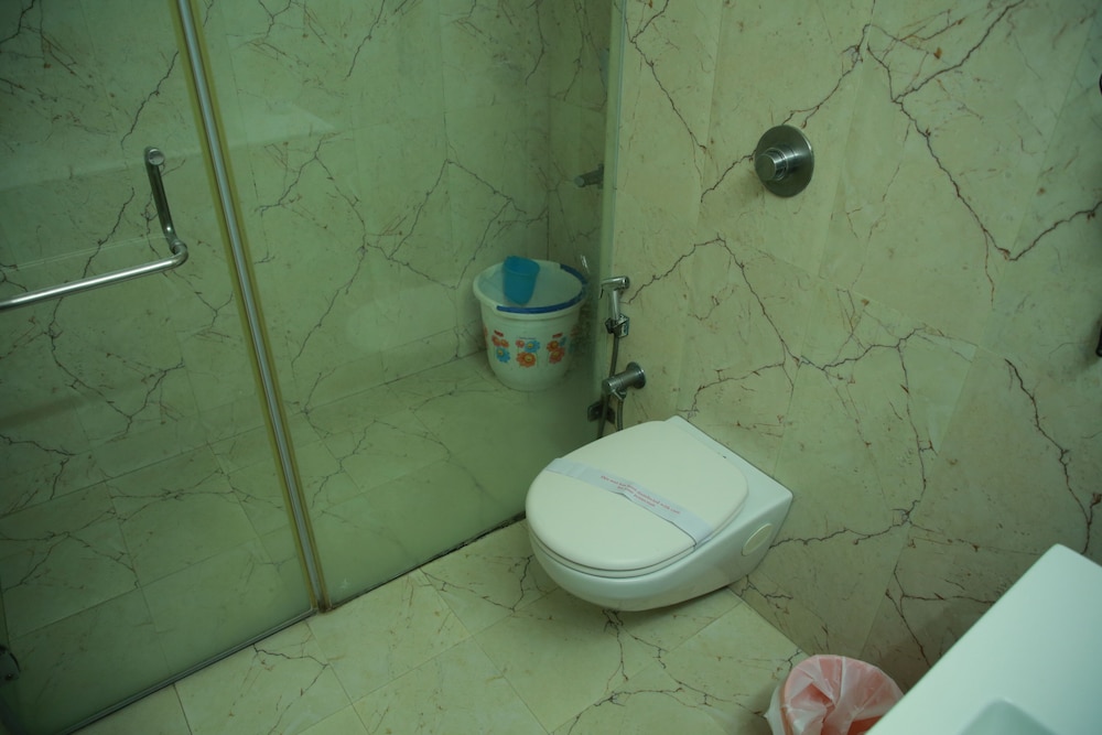 Hotel Surguru 26/60