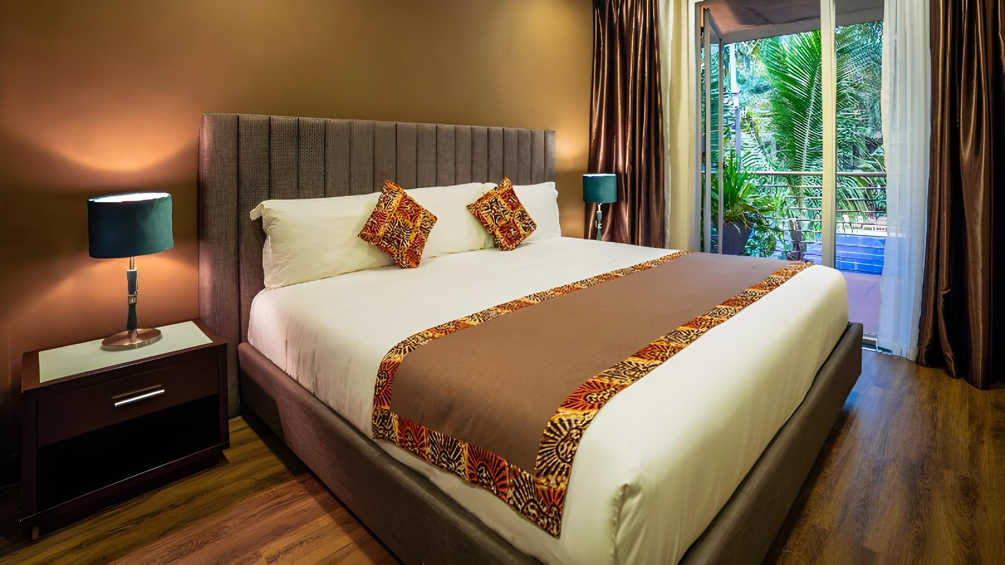 2 Bedrooms, Suite, Villa