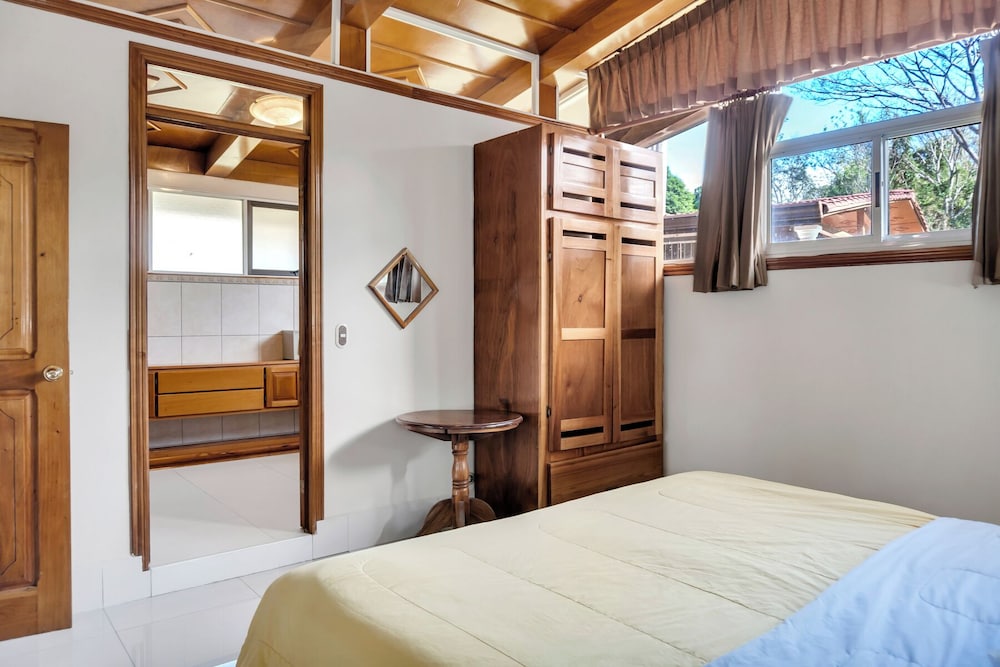 1 BEDROOM, VILLA