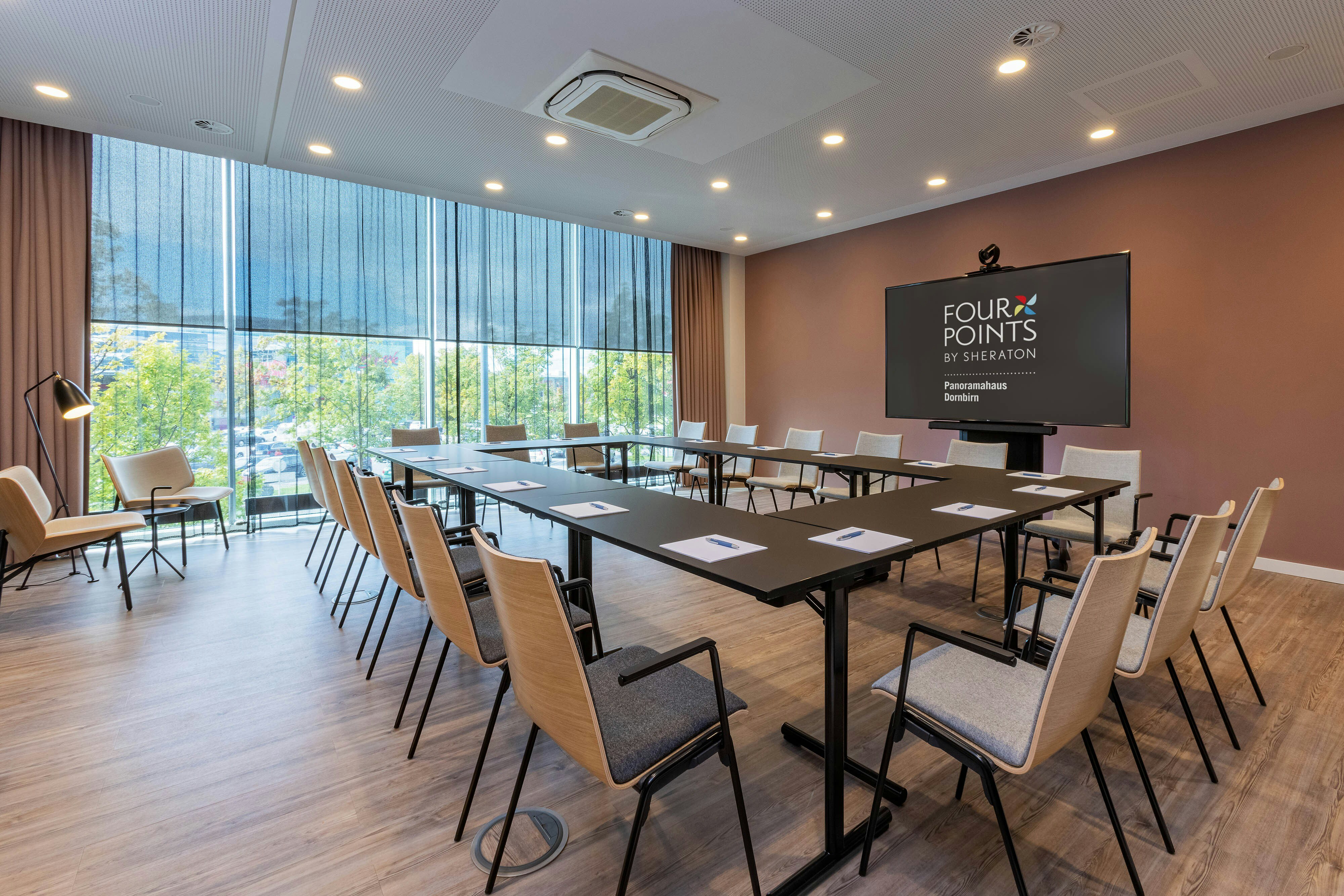 Four Points By Sheraton Panoramahaus Dornbirn 13/15