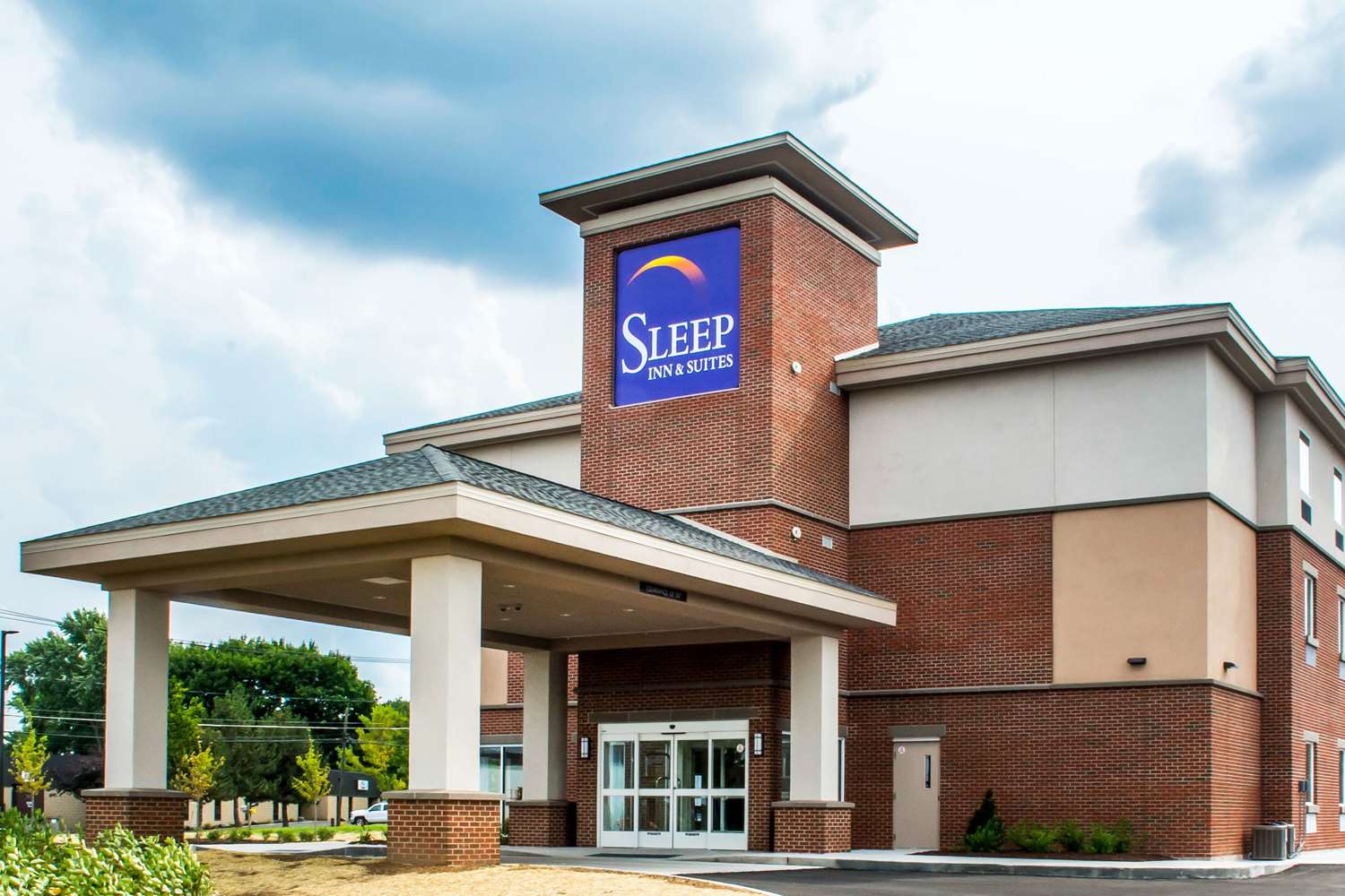 Sleep Inn & Suites Syracuse Airport 1/40