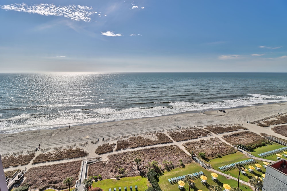 The Palms by Suite at the Beach 34/50