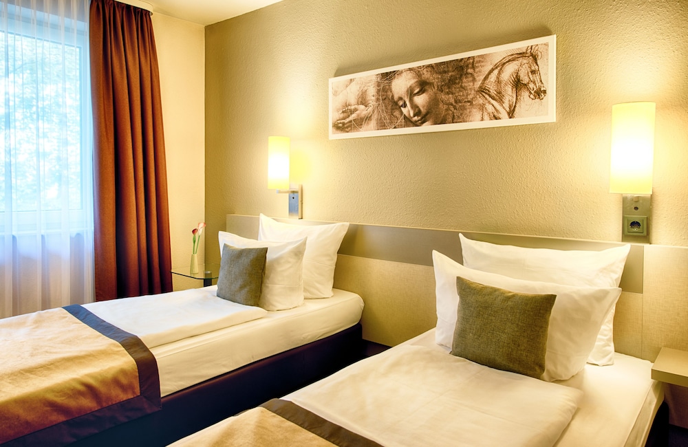Leonardo Hotel Mannheim Ladenburg 12/77