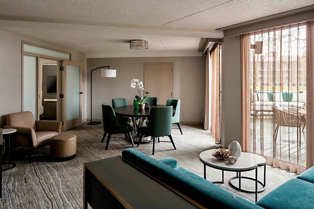 Lincolnshire Marriott Resort 34/66