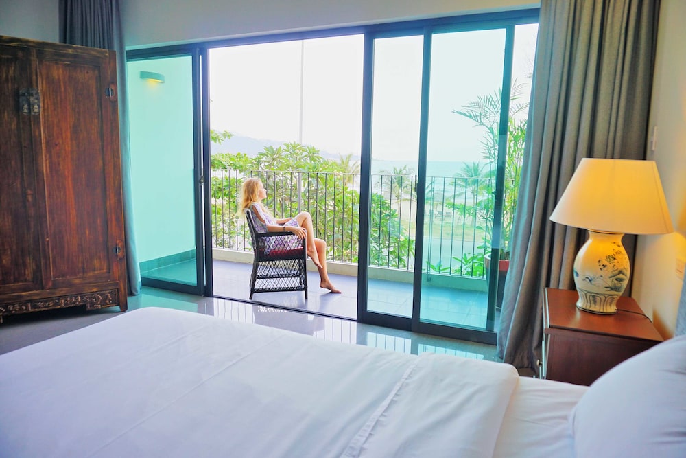 Dan Oasis Beach Hotel and Apartment 13/37