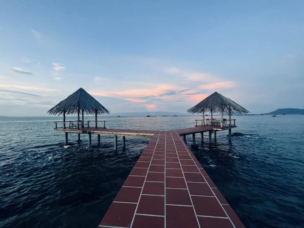 Gold Coast Phu Quoc Resort 64/68