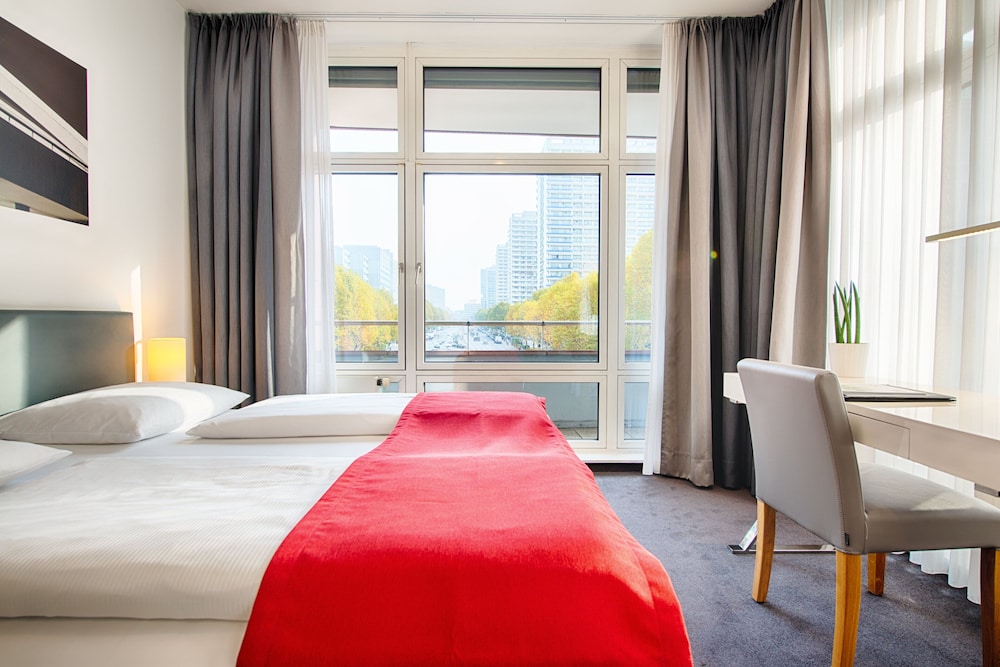Garner Hotel Berlin - Gendarmenmarkt by IHG 72/97
