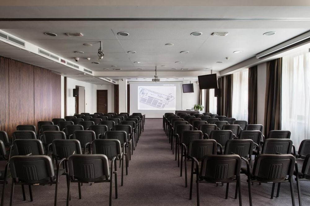 C-Hotels Ambasciatori 62/68