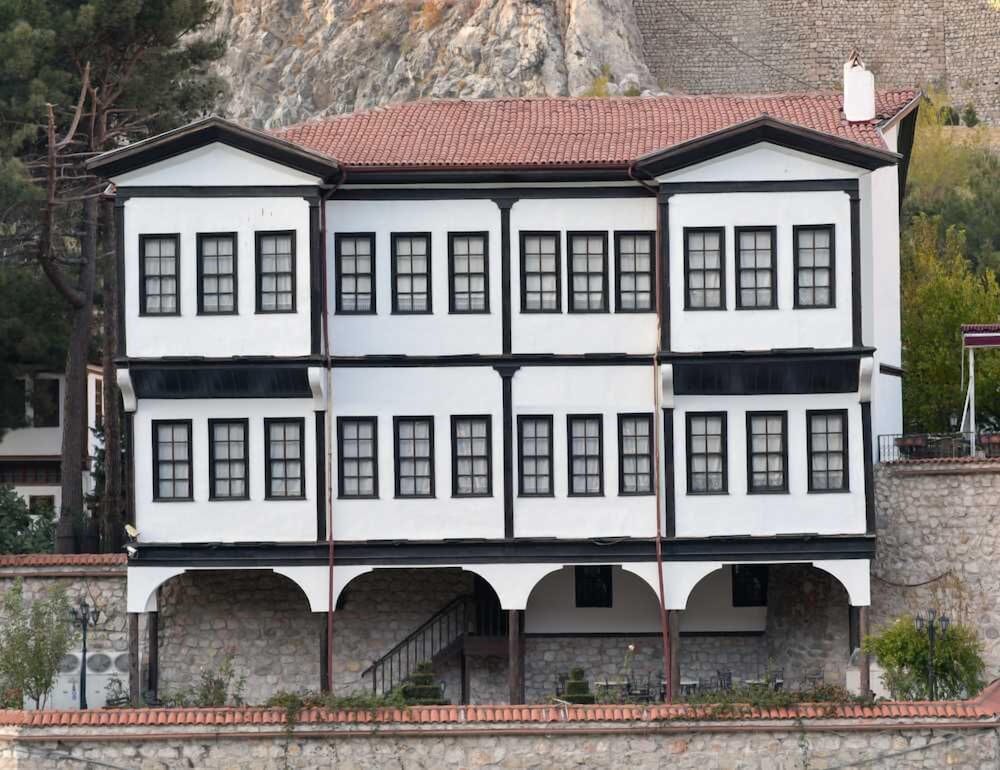 Armin Hotel 1/38