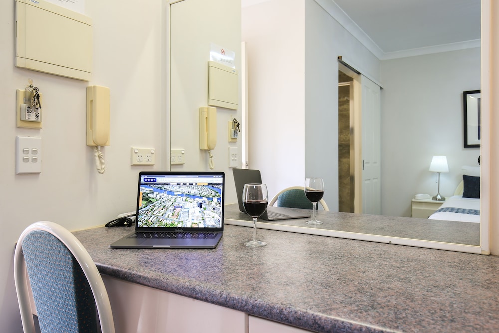 Toowong Central Motel Apartments 43/51