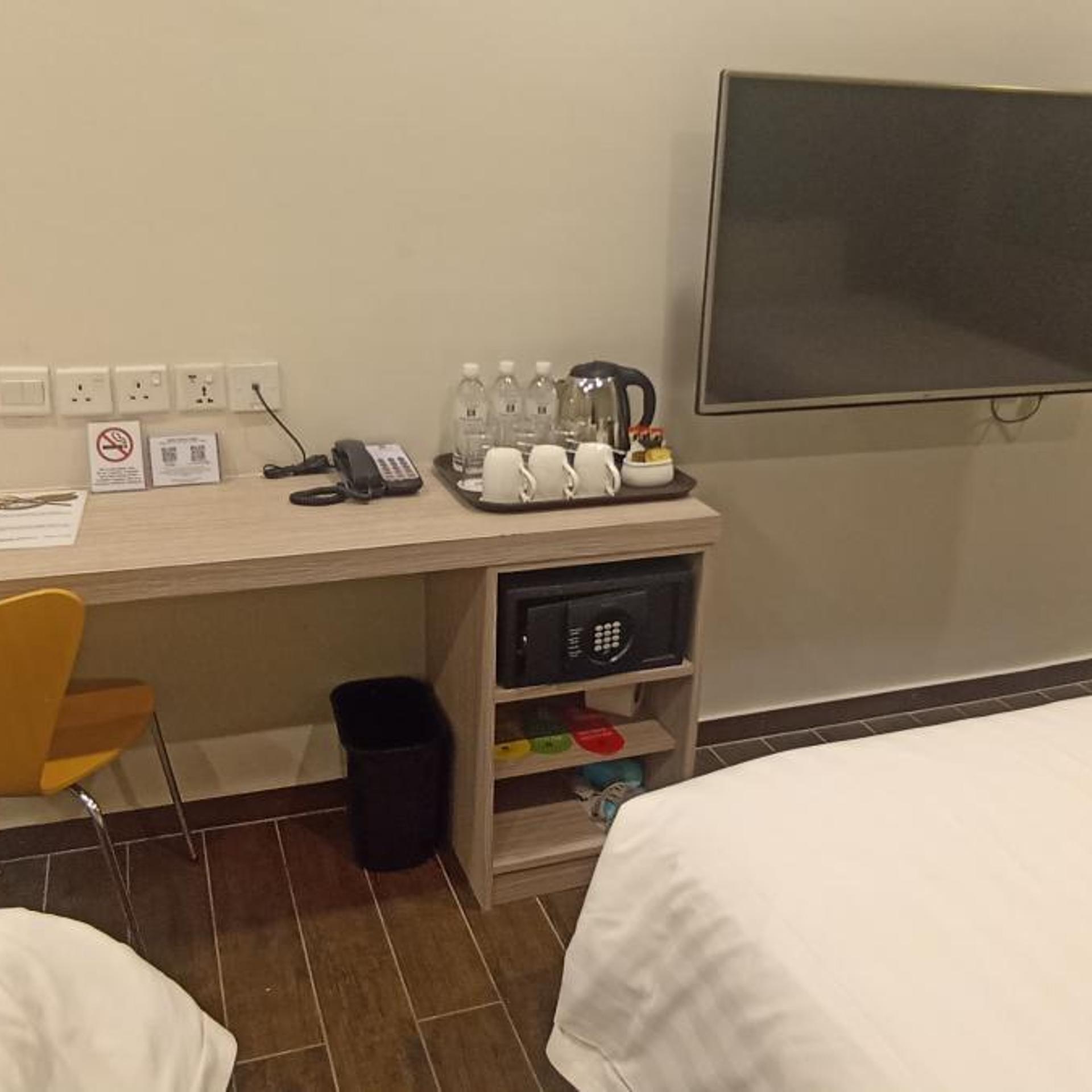 غرفة أساسية ثلاثية، The Klagan Hotel 6/10