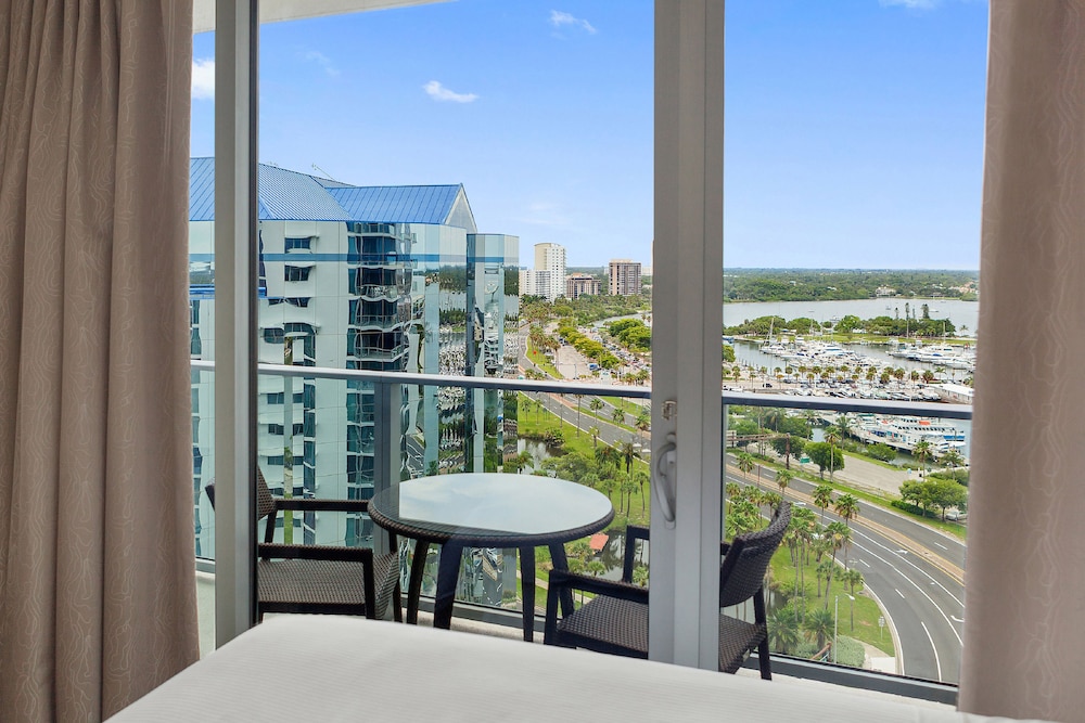 THE WESTIN SARASOTA 1/48