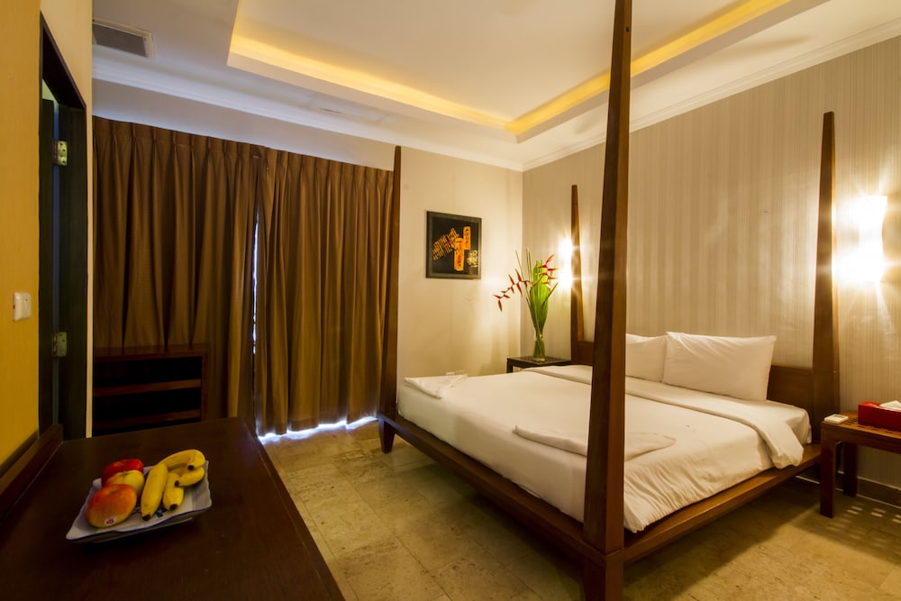 Pratamnak Villa 11/100