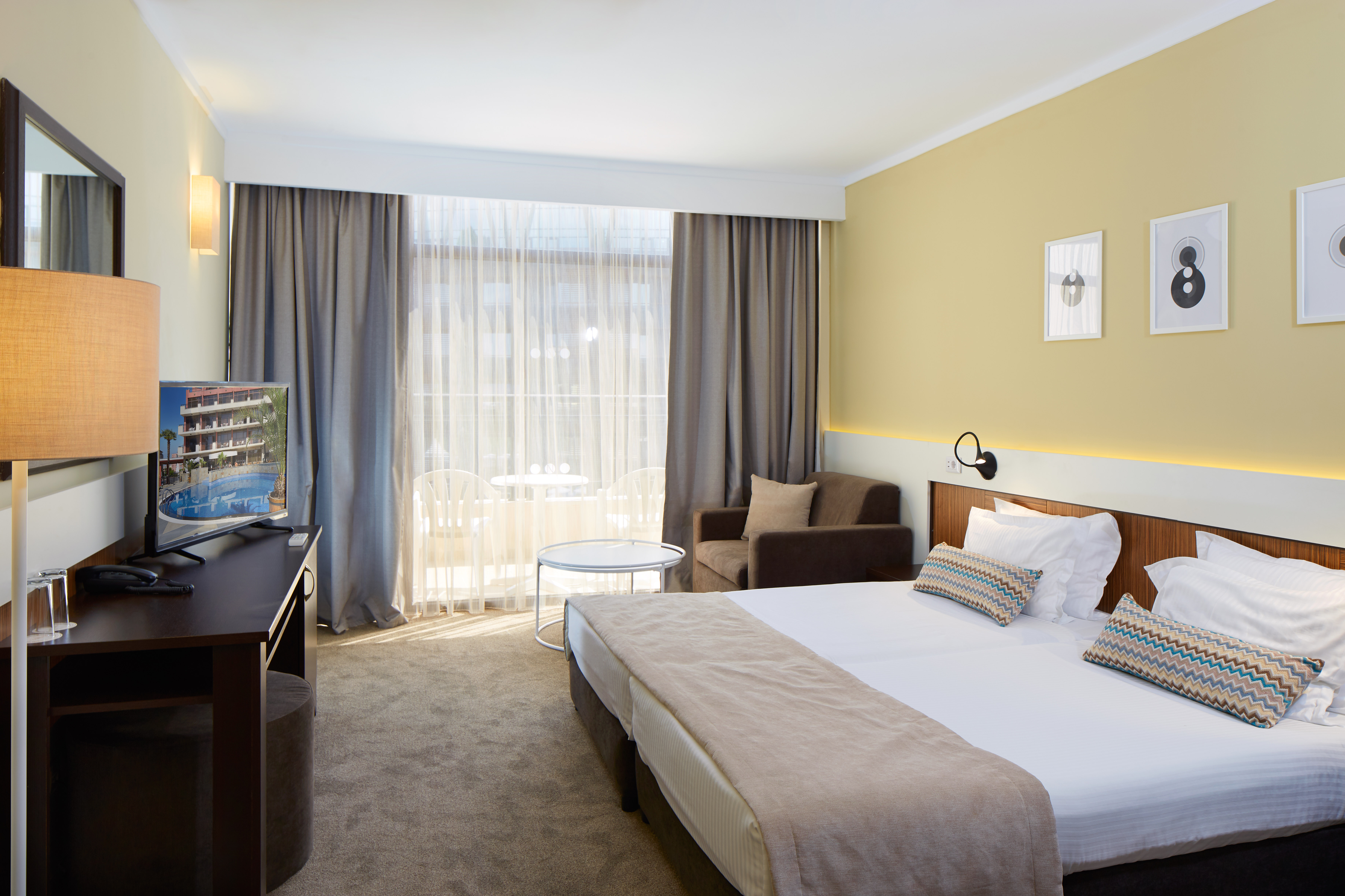 Hotel Nobel Ultra All Inclusive - FREE Beach Access 27/87