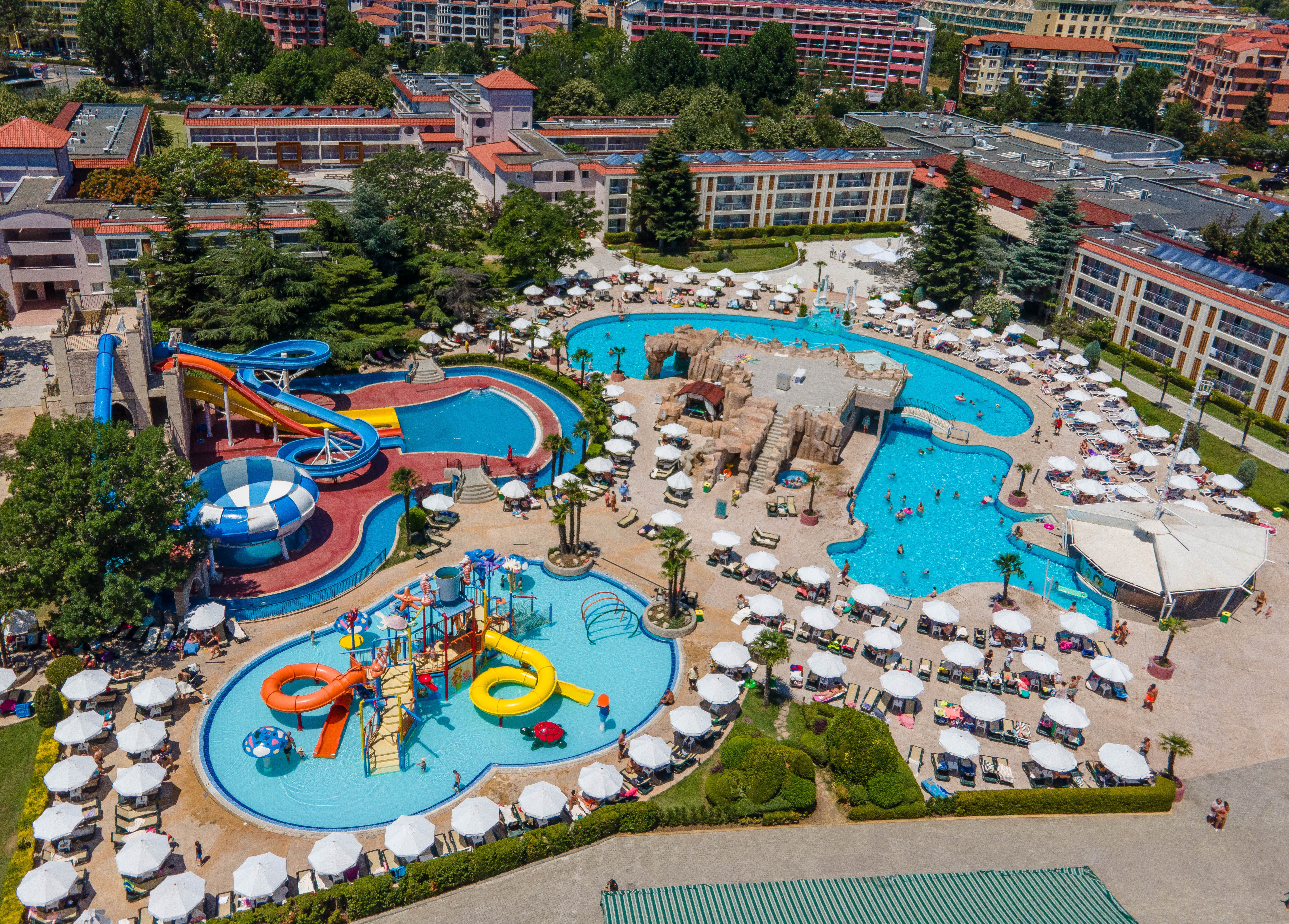 DIT Evrika Beach Club Hotel 56/68