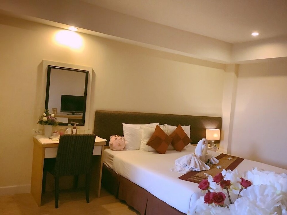 Sky Place Serviced Apartment 9/35