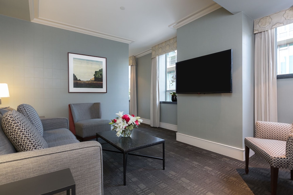 St Regis Hotel 41/56