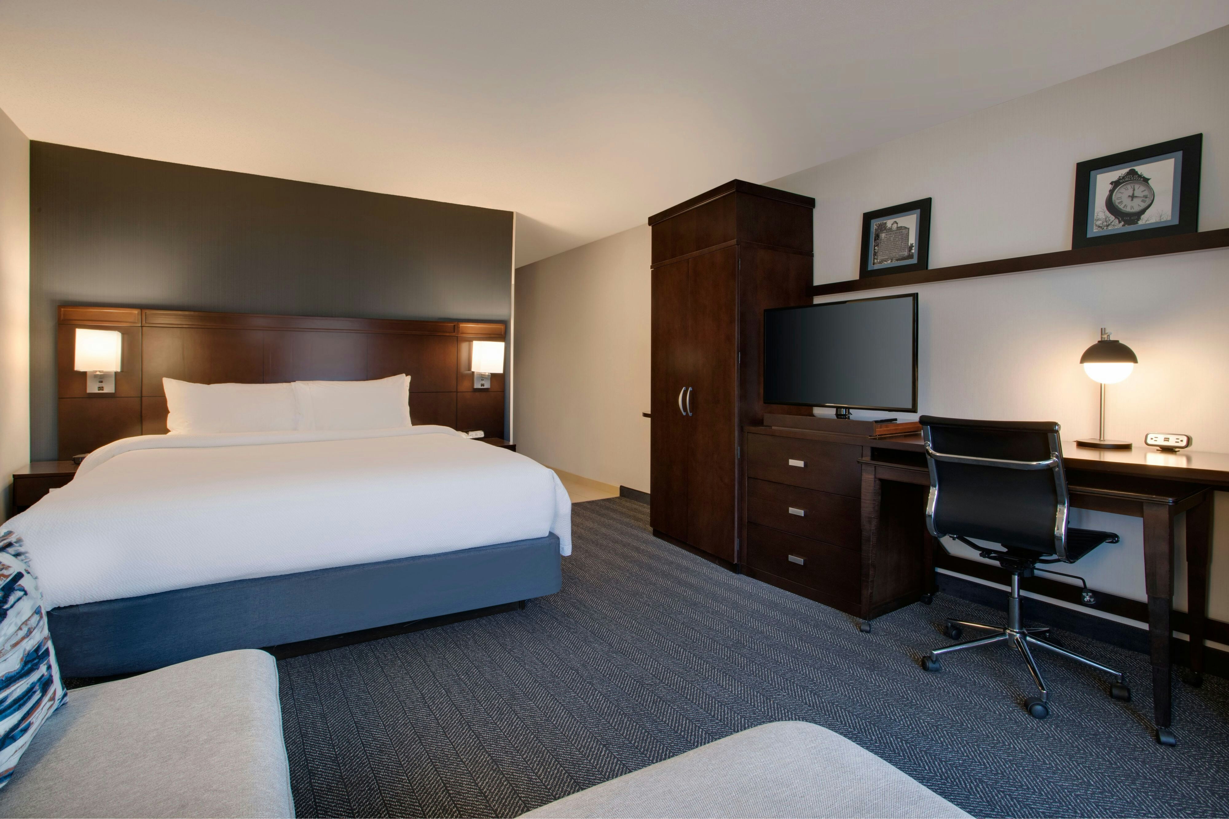 Courtyard by Marriott Worcester 18/45