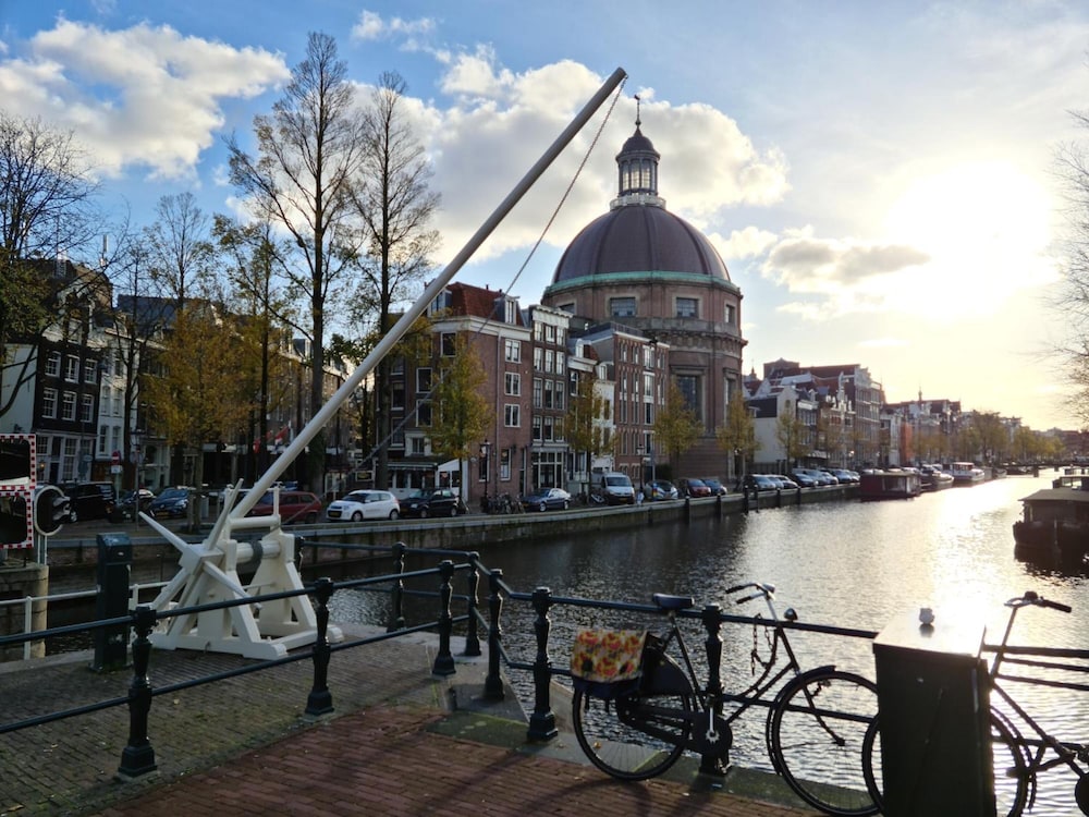 Hotel Canal View 23/32