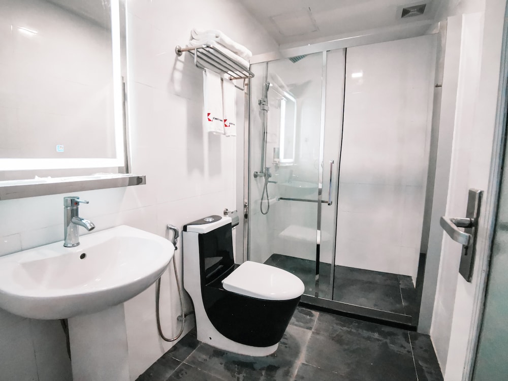 Natol Travelers & Business Inn 49/50