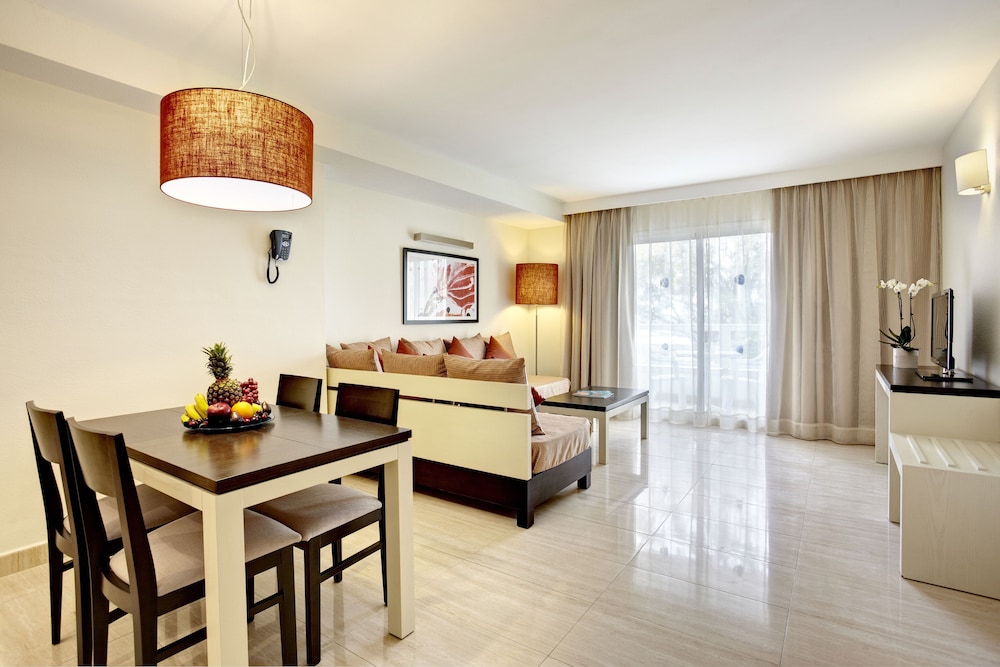 Grupotel Alcudia Suite 30/50