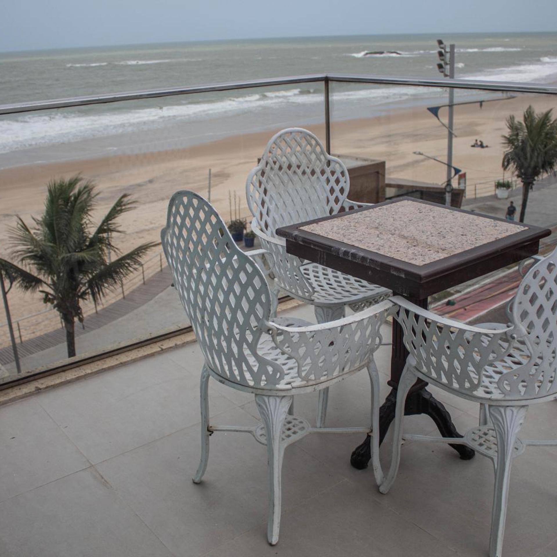 HOTEL BRISA TROPICAL DE MACAE 35/56