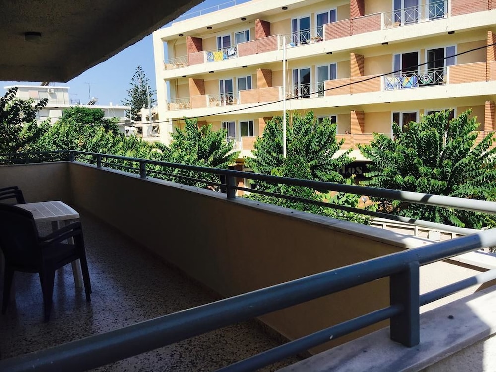 Aspa Holiday Apartments 2/22