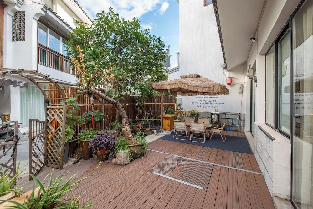 Secret Courtyard Resort Hotel 39/50