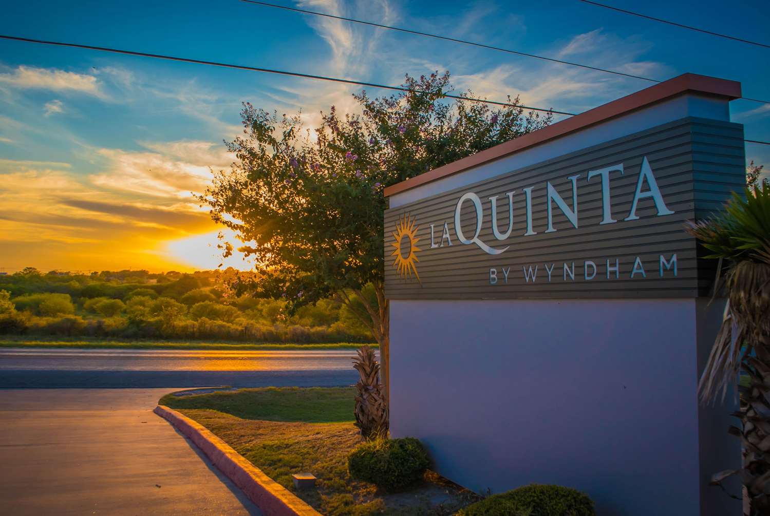 La Quinta Inn and Suites by Wyndham Karnes City - Kenedy 9/58