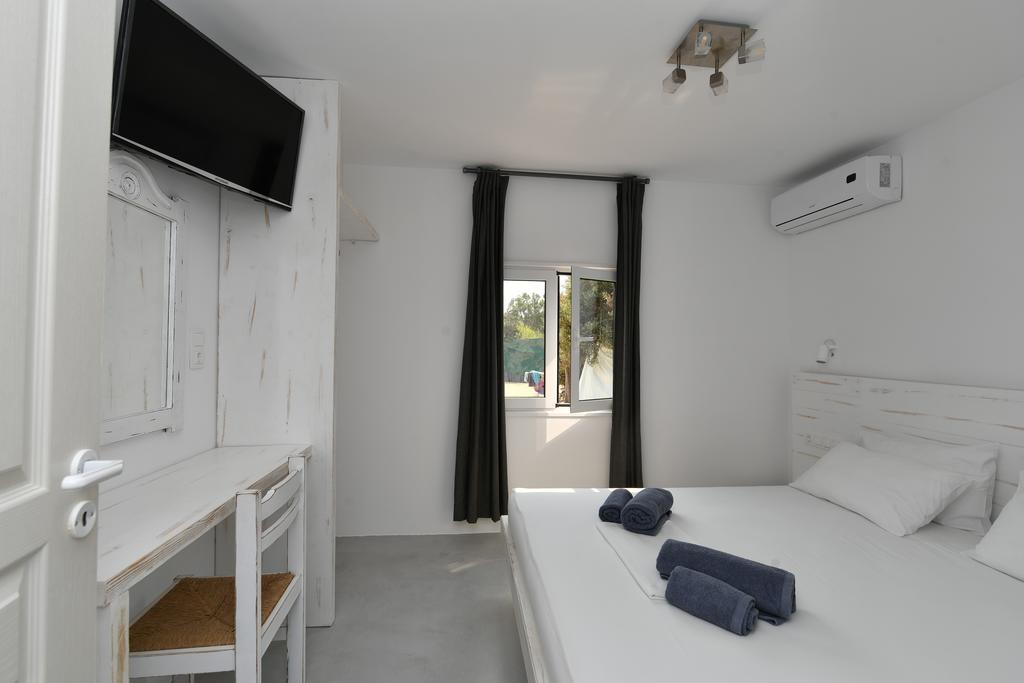 Surfing Beach Cabanas 5/7