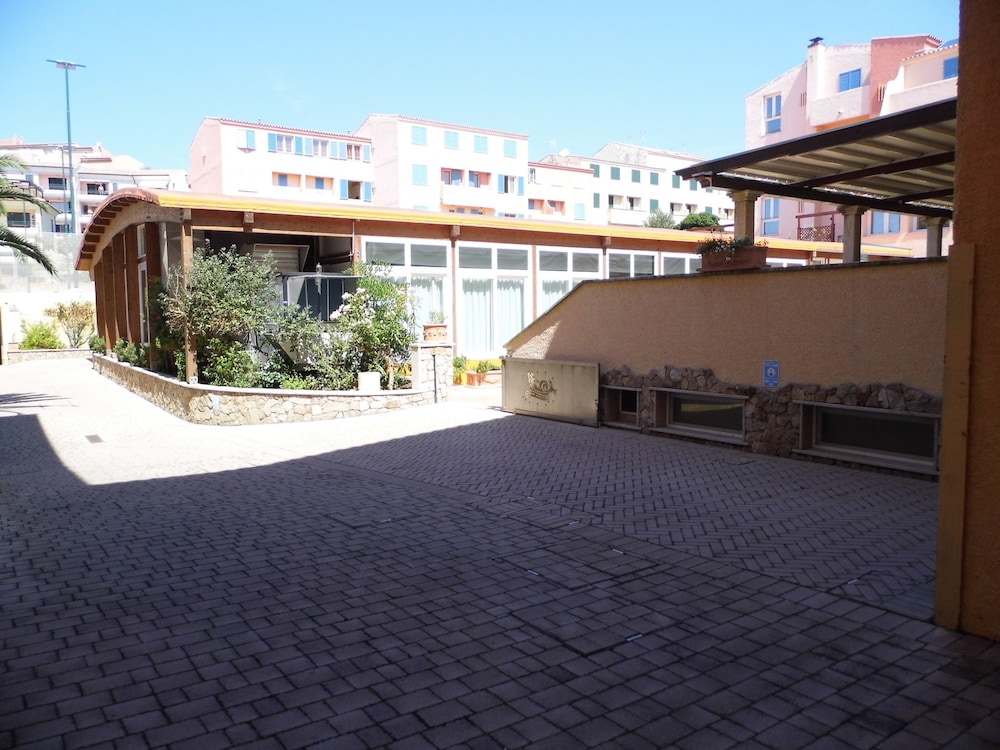 Le Nereidi Hotel Residence & Conference 63/64