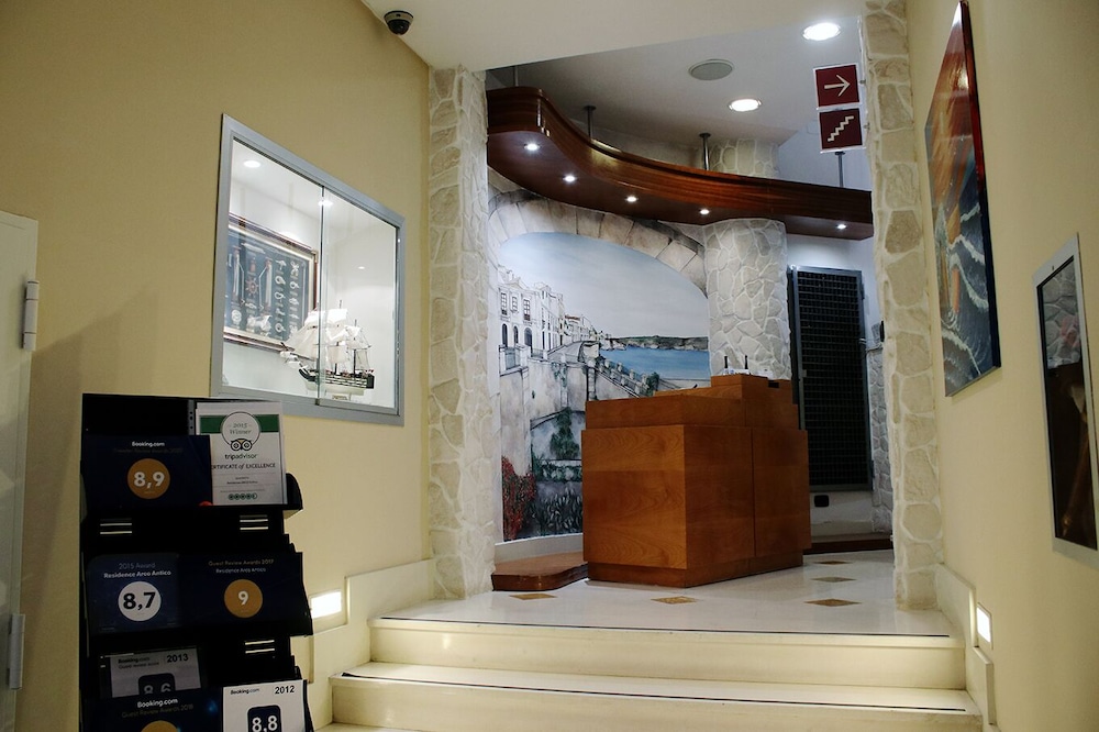 Residence Arco Antico 9/77