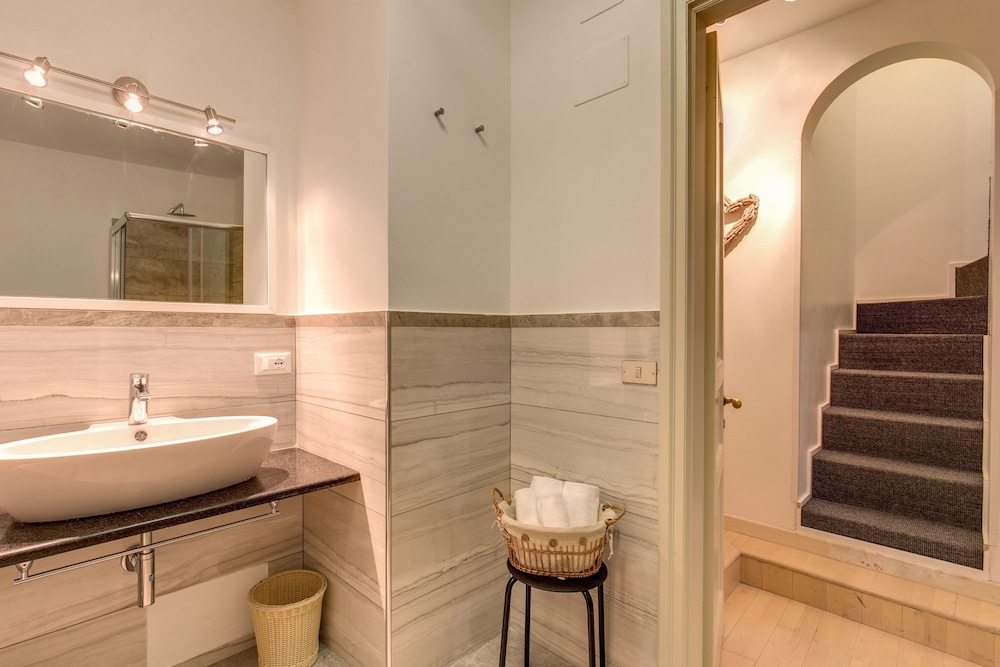 Trevi Miracle Suite 31/37