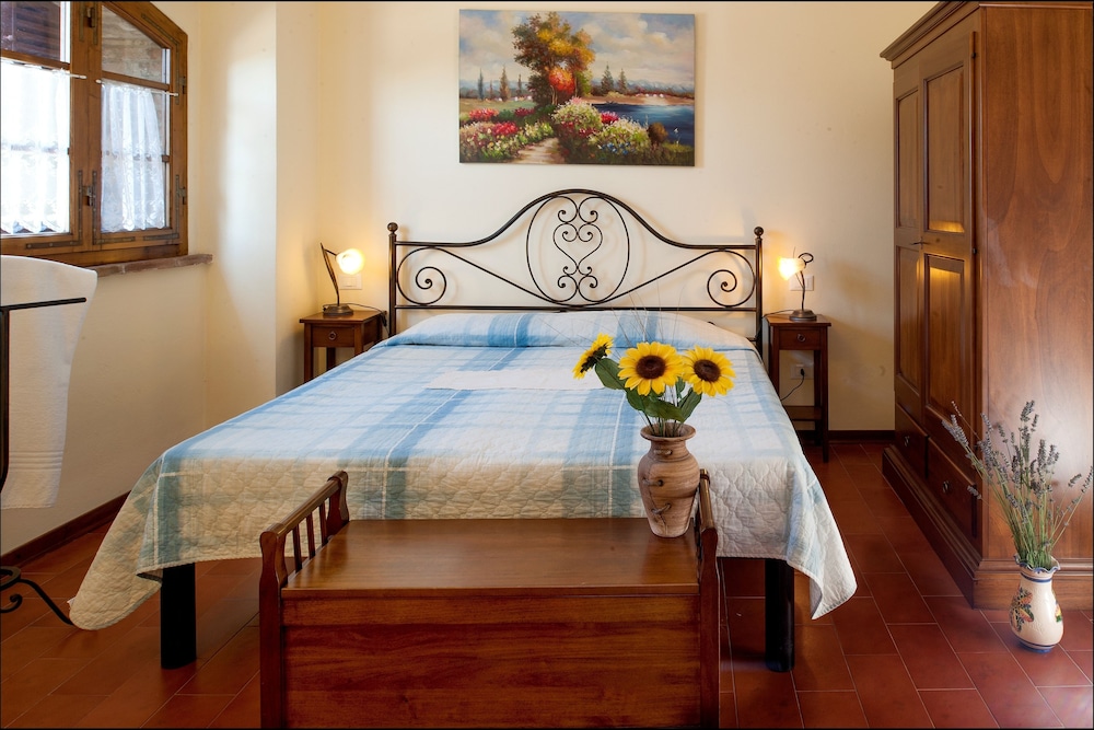 Casale Virgili 14/57