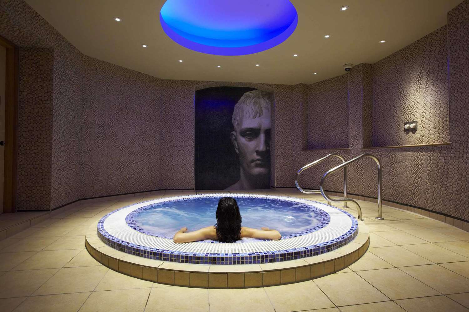 swimming pool spa