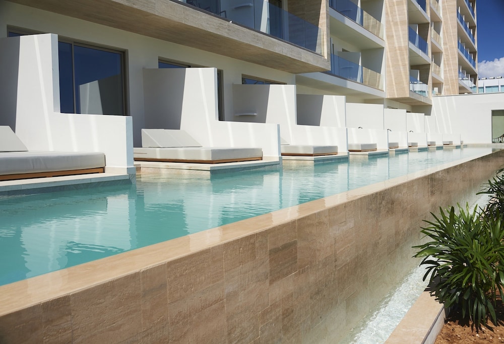 Sunrise Jade Hotel - Adults Only 40/43