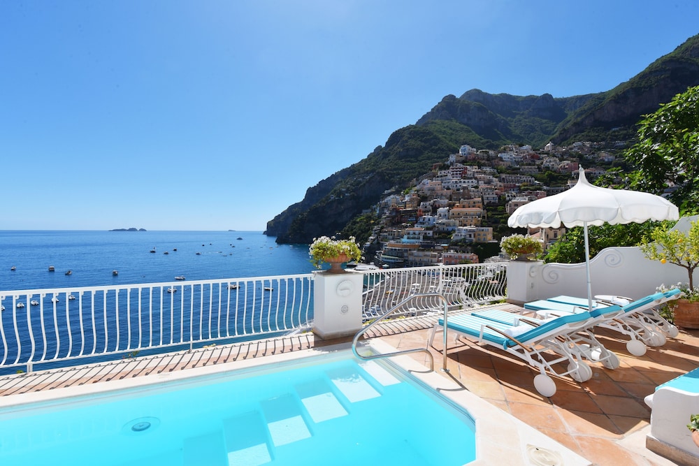 Villa Boheme Exclusive Luxury Suites 4/50