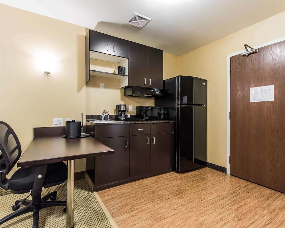 Quality Inn Moncton, NB 34/43